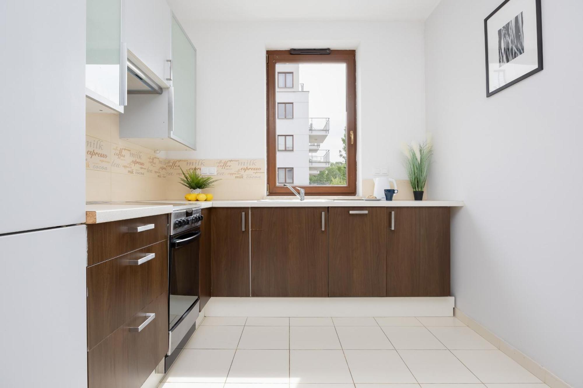 City Apartment With Parking Near Metro Mlociny By Noclegi Renters Warszawa Eksteriør bilde