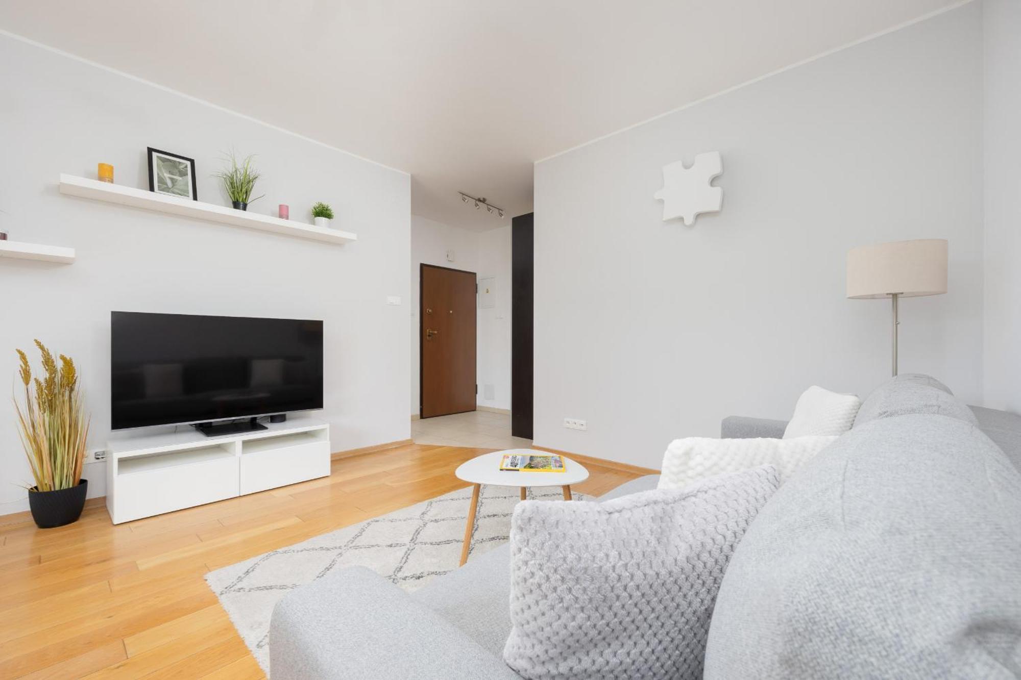 City Apartment With Parking Near Metro Mlociny By Noclegi Renters Warszawa Eksteriør bilde
